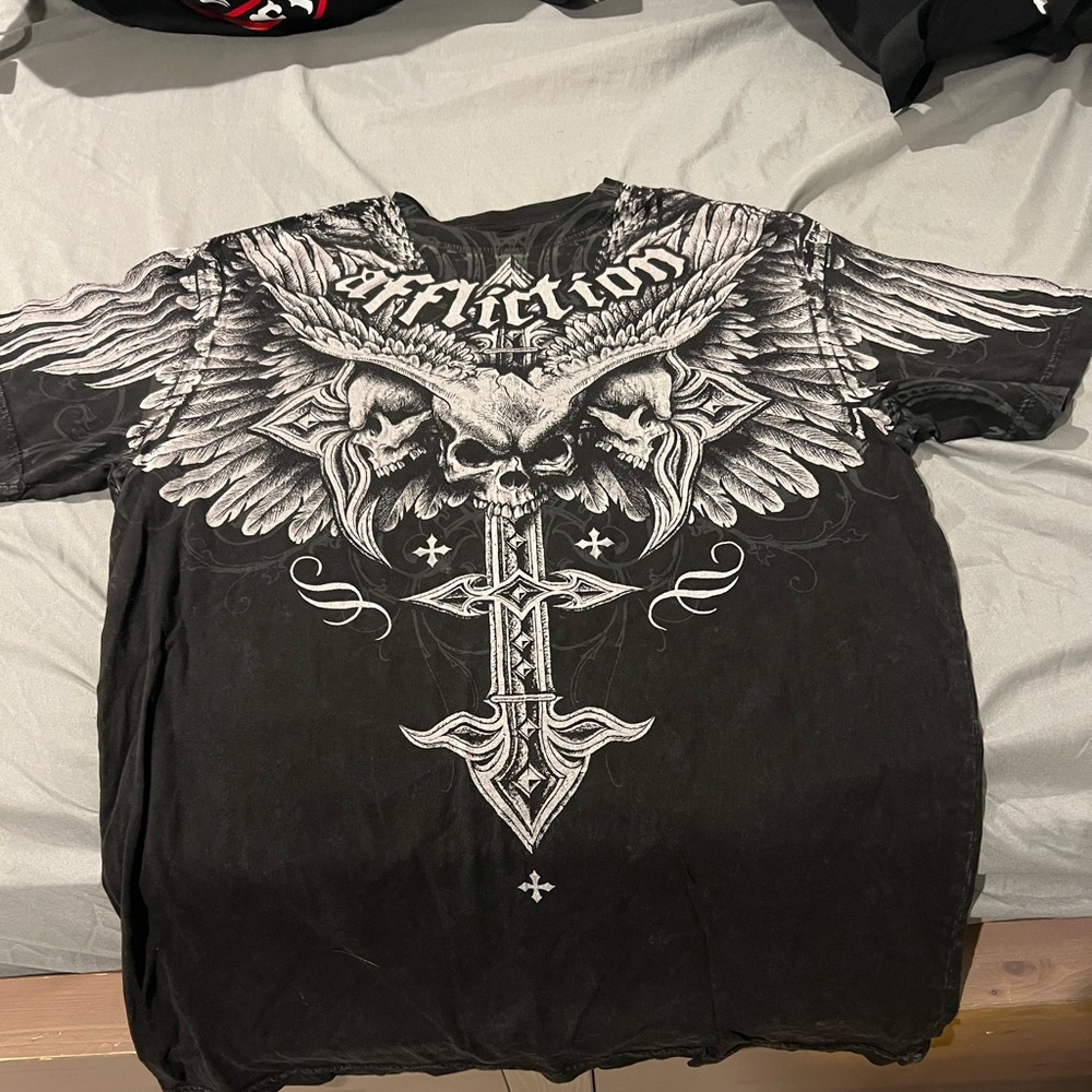 Affliction Men's Black and White Winged Skull Tee